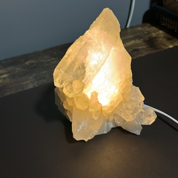 Vintage stunning white Quartz lamp light - Picture 7 of 14